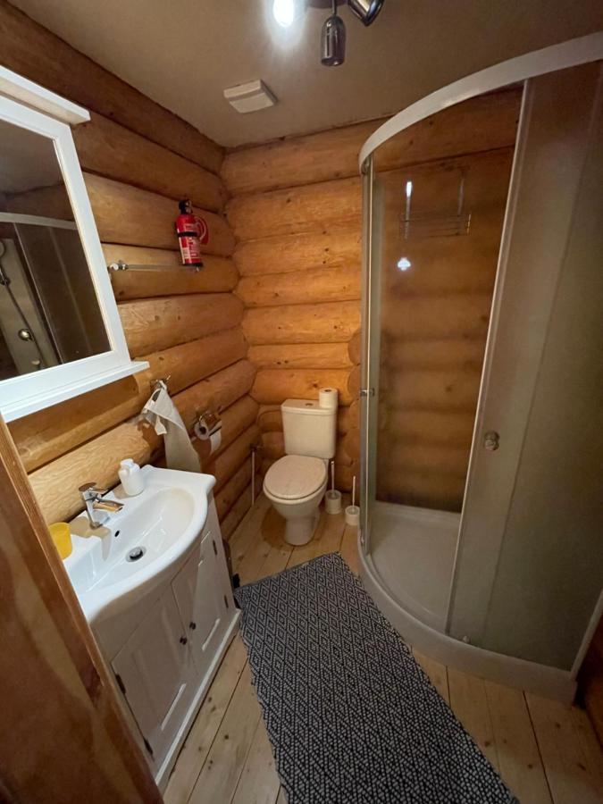 Trinity Log Cabin Wellness Resort Štrba المظهر الخارجي الصورة