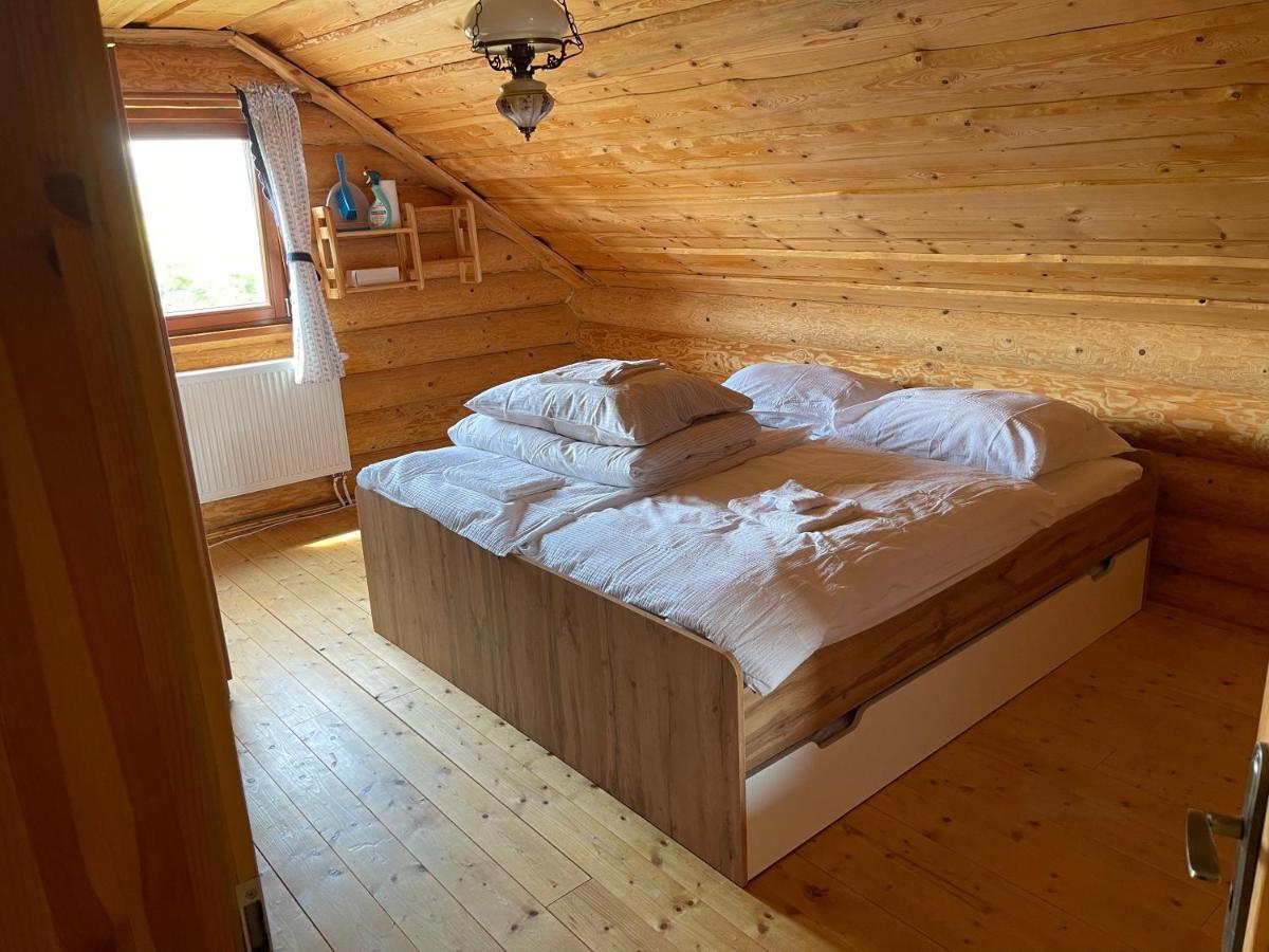 Trinity Log Cabin Wellness Resort Štrba المظهر الخارجي الصورة