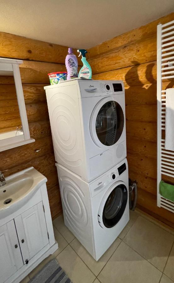 Trinity Log Cabin Wellness Resort Štrba المظهر الخارجي الصورة
