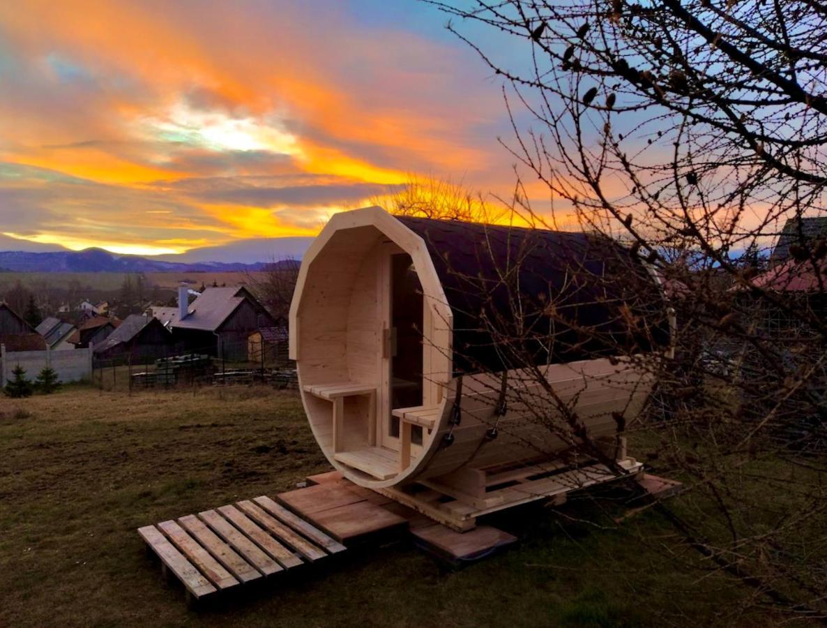 Trinity Log Cabin Wellness Resort Štrba المظهر الخارجي الصورة